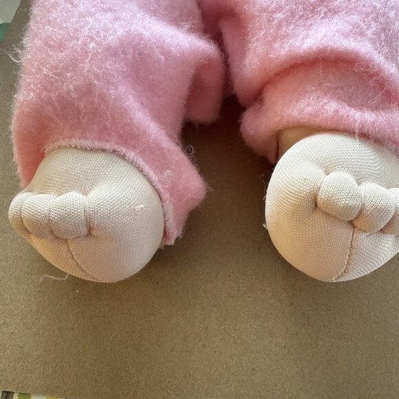 2015 Cabbage Patch BabyLand Exclusive Doll 13” Red Hair Green Eyes - Picture 4 of 16